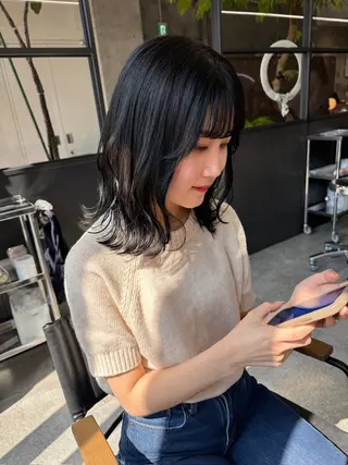 ミディアム カラー 森田遥奈/透明感カラ ー/似合わせカットのヘアスタイル