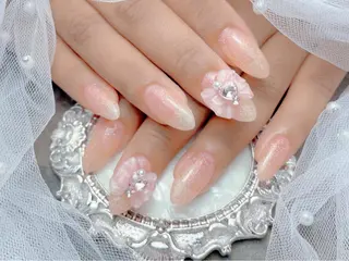 ネイル マジックミラー所属・マジック ミラーのネイルデザイン