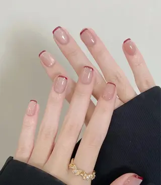 シン アモンのネイルデザイン