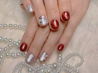 ネイル マジックミラー所属・マジック ミラーのネイルデザイン