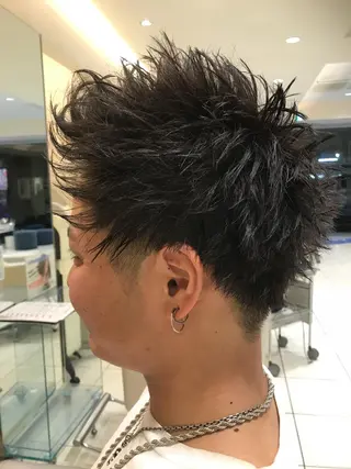 ショート カラー パーマ ヘアアレンジ メンズ キッズ ネイル マツエク・マツパ MODEK's西宮店 マネージャー神道有基のヘアスタイル