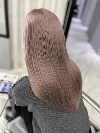 ロング カラー 透明感ミルクティー✨ 西澤 ジュンヤのヘアスタイル