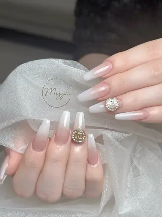 ネイル Maggie Nail🦩のネイルデザイン