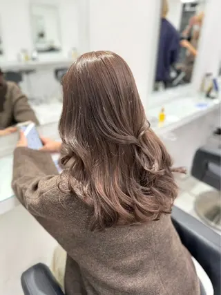 カラー 🎀透髪×モテ髪🎀 池袋Manaka🩶のヘアスタイル