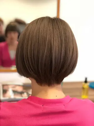 ショート カラー 美髪矯正 🌈髪質改善 山下のヘアスタイル