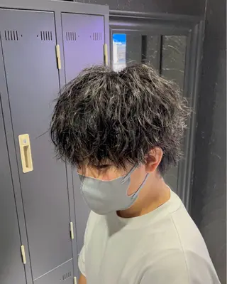 ショート パーマ メンズ 【フェザーパーマ】 【縮毛矯正】鶴田文のヘアスタイル