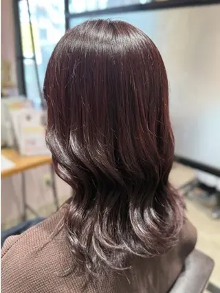 カラー 西原 愛紗のヘアスタイル