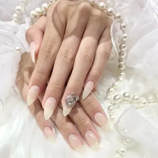 ネイル WISTERIA azusaのネイルデザイン