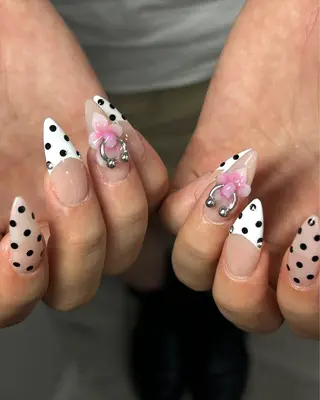 ネイル Haluca 長さ出し🍀のネイルデザイン