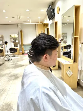 ショート 中川 卓のヘアスタイル