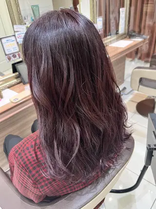 カラー ヘアアレンジ ナチュラル暖色カラー 🤎 佐藤栞のヘアスタイル