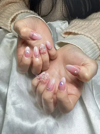 ネイル うにゃねいる🌷 Mayaのネイルデザイン