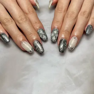 ネイル Reflection marikoのネイルデザイン