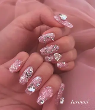 ネイル 𝐁𝐞𝐥𝐥 𝐦𝐞のネイルデザイン