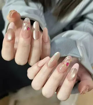 ネイル 相沢 さやかのネイルデザイン