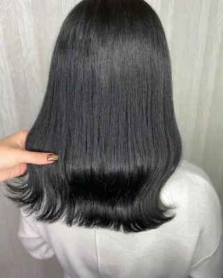 ロング カラー UNDER vr 【アンダーバー】のヘアスタイル