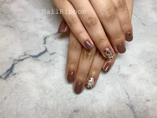 ネイル ネイルリボン 受付スタッフのネイルデザイン