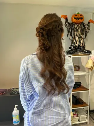 ロング ヘアアレンジ かのん/ 庄内・三国BARONのヘアスタイル