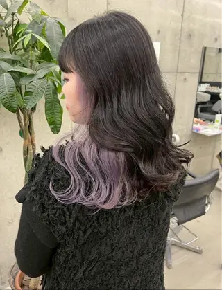 ロング カラー 黒田 真美のヘアスタイル