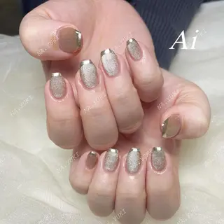 ネイル 🦋 Queenieのネイルデザイン