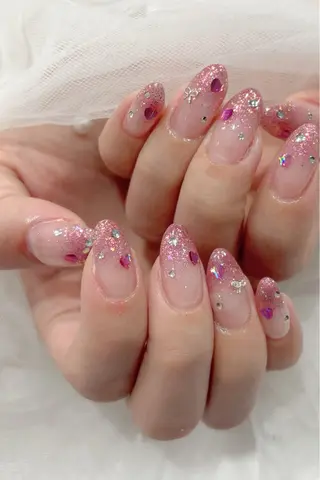 ネイル Zir nail 津田沼店所属・☁️ ゆい 🧸💛のネイルデザイン