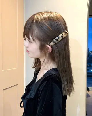 ミディアム カラー MIYU ブリーチなしWカラーのヘアスタイル