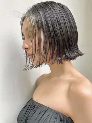 ショート カラー 朝田 拓実のヘアスタイル