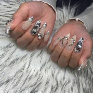 ネイル la vie  Luire所属・la vie Luire ｱｽｶのネイルデザイン