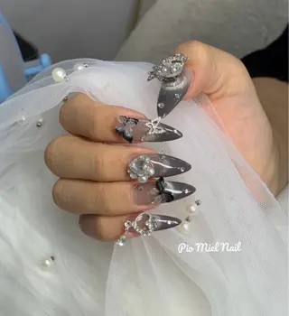 ネイル momo 長さだしのネイルデザイン