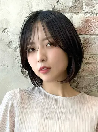 ショート カラー 💍新宿ショート 💍岩田莉奈のヘアスタイル