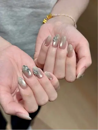 ネイル T. Leeのネイルデザイン