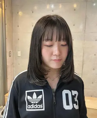 ミディアム カラー akane/ベージュ /オリーブ/ブラウンのヘアスタイル