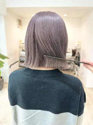ミディアム カラー kai .のヘアスタイル