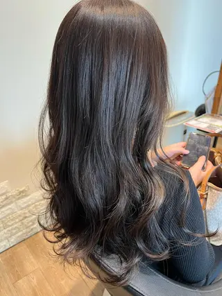 カラー 早川 真幸のヘアスタイル