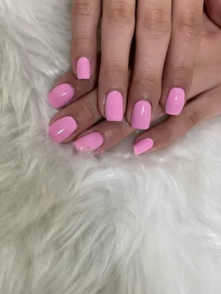 ショート Nailsalon プチ　ラジェムのネイルデザイン