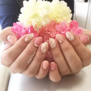 ネイル Petit Fleur所属・青柳 亜梨奈のマツエク・マツパデザイン