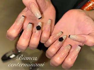 ネイル Bianca KIKUTIHARAのネイルデザイン