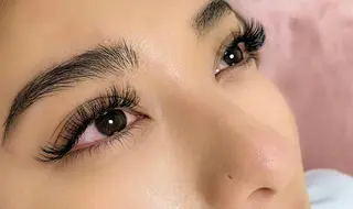 マツエク・マツパ eye.Rizm所属・eye.Rizm 銀座のマツエク・マツパデザイン