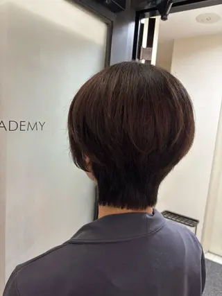 ショート 成田 楓のヘアスタイル