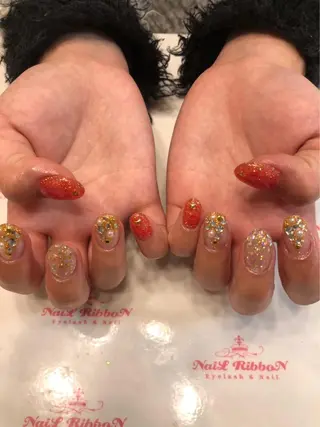 ネイル ネイルリボン 受付スタッフのネイルデザイン