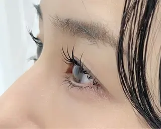 マツエク・マツパ eyenail Lilyのマツエク・マツパデザイン