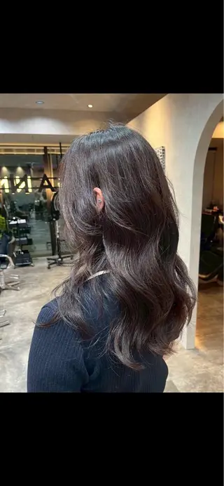 カラー ⭐️GANNI ⭐️小久保沙紀のヘアスタイル