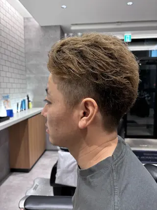 メンズ BARBER SHOP 涼 南千住店所属・岡崎 竜也のヘアスタイル