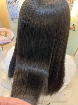 セミロング yukari 艶髪ヘアのヘアスタイル