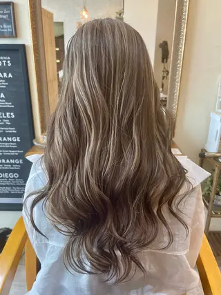 ロング 🍭透明感カラー 志賀拓海🍬🌈のヘアスタイル