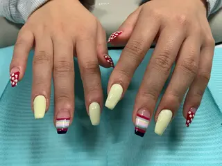 ネイル R nailのネイルデザイン