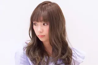 ミディアム ému エミュ　hair &spa所属・近藤 みゅうまのヘアスタイル