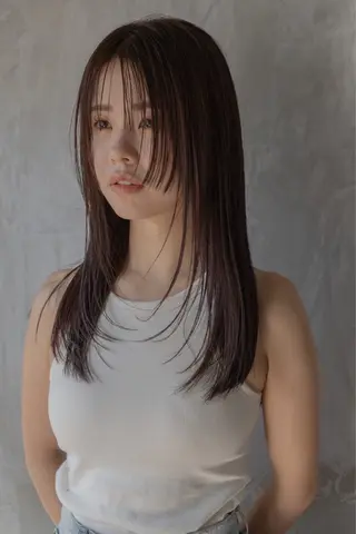 ロング さの あやねのヘアスタイル