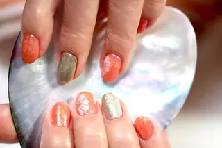 ネイル ママリンド　志村坂上店所属・しみ えんのネイルデザイン