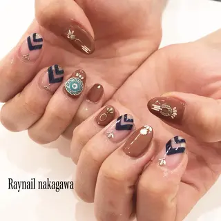 ネイル nailstudio ′ecole所属・nailstudio ′ecoleのネイルデザイン